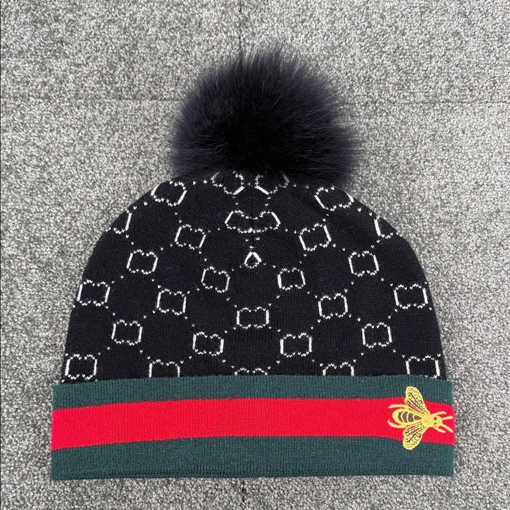 Mitchie's Hat Wool Peter Glenn Chain Bee Black Red Green Stripe Real Fox Fur Pom